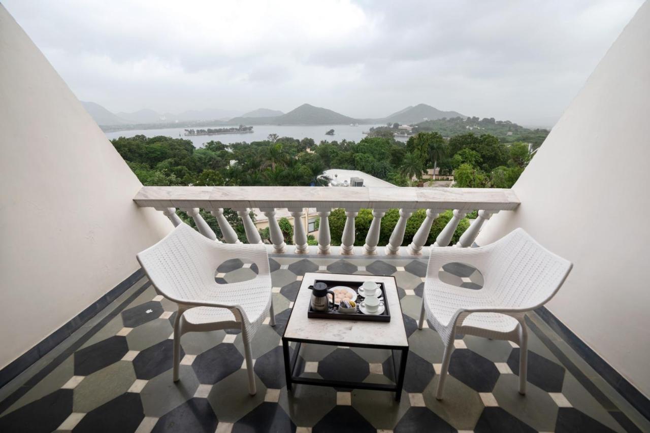 Hotel Hilltop Palace Udaipur Eksteriør bilde