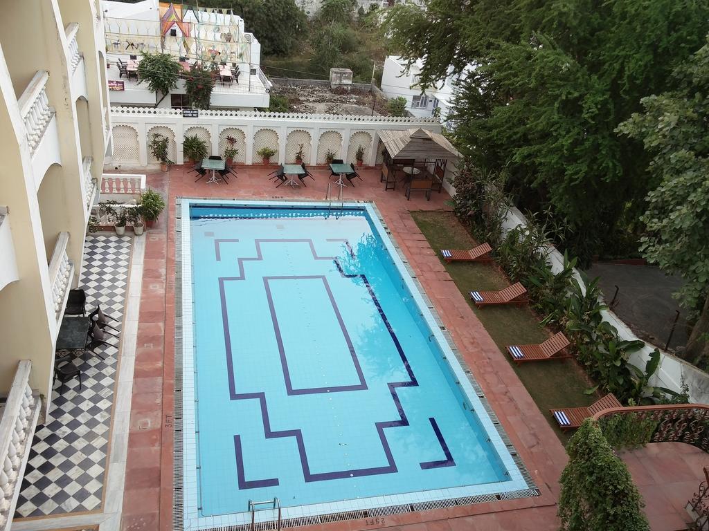 Hotel Hilltop Palace Udaipur Eksteriør bilde