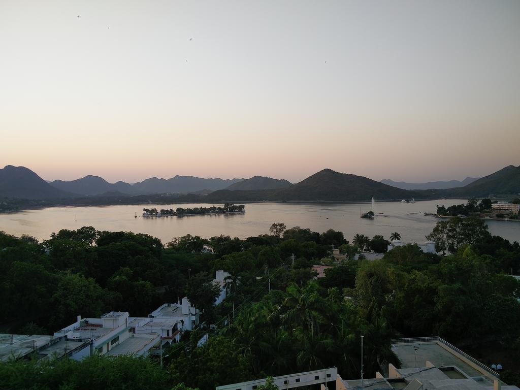 Hotel Hilltop Palace Udaipur Eksteriør bilde