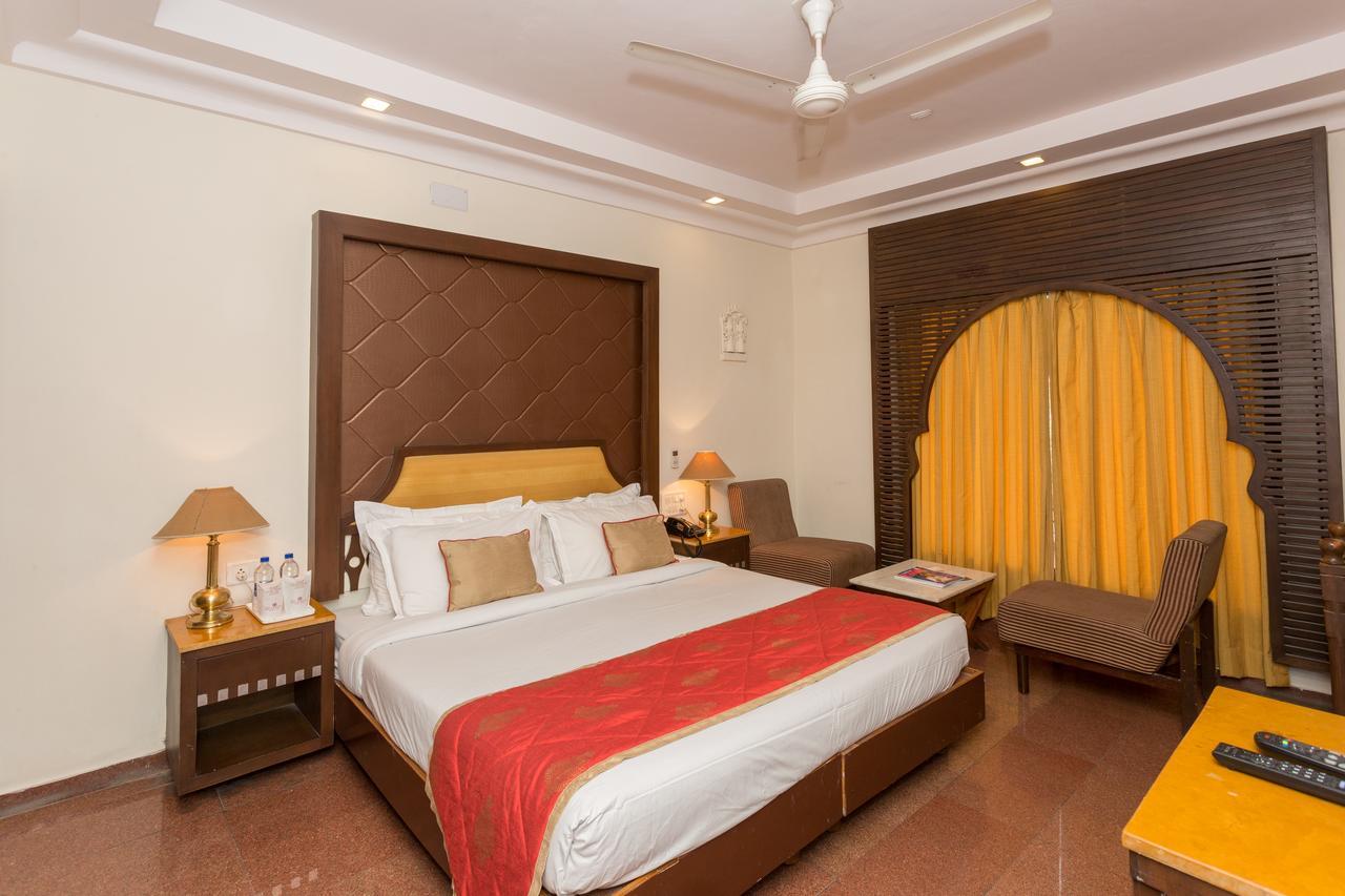 Hotel Hilltop Palace Udaipur Eksteriør bilde